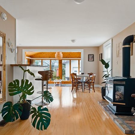 Sunroom On Maple Picton Eksteriør billede