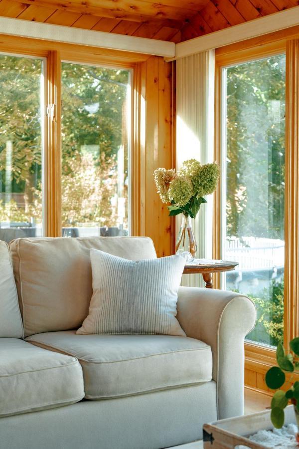 Sunroom On Maple Picton Eksteriør billede